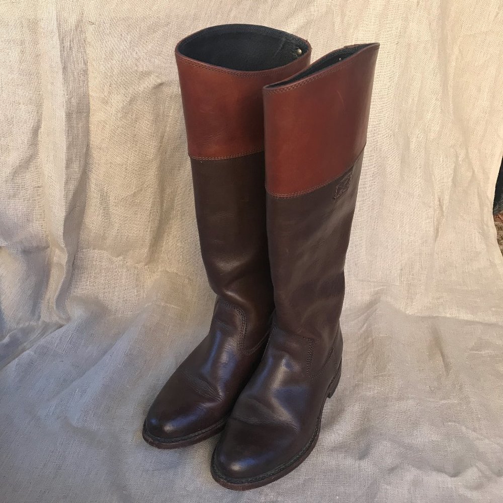 FRYE Brown Leather Riding Boots with Vibram Soles